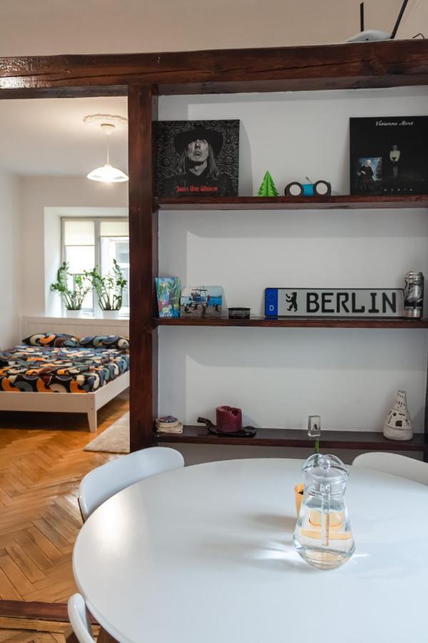 Berlin Apartment Lviv Luaran gambar